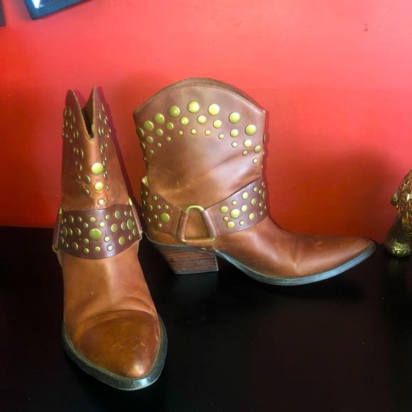 GUESS by Marciano Superstud Leather Cowgirl Bootie - Picture 3 of 7